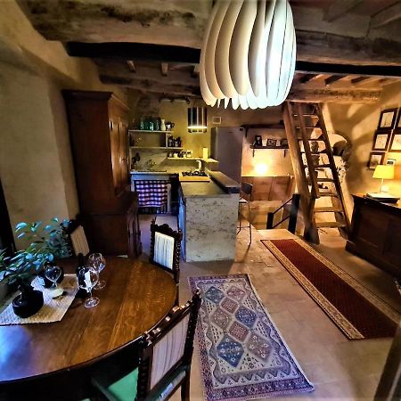 Incantevole Casa Sul Fiume, Relax E Natura Ai Piedi Della Alpi Apuane Massa  Exteriör bild