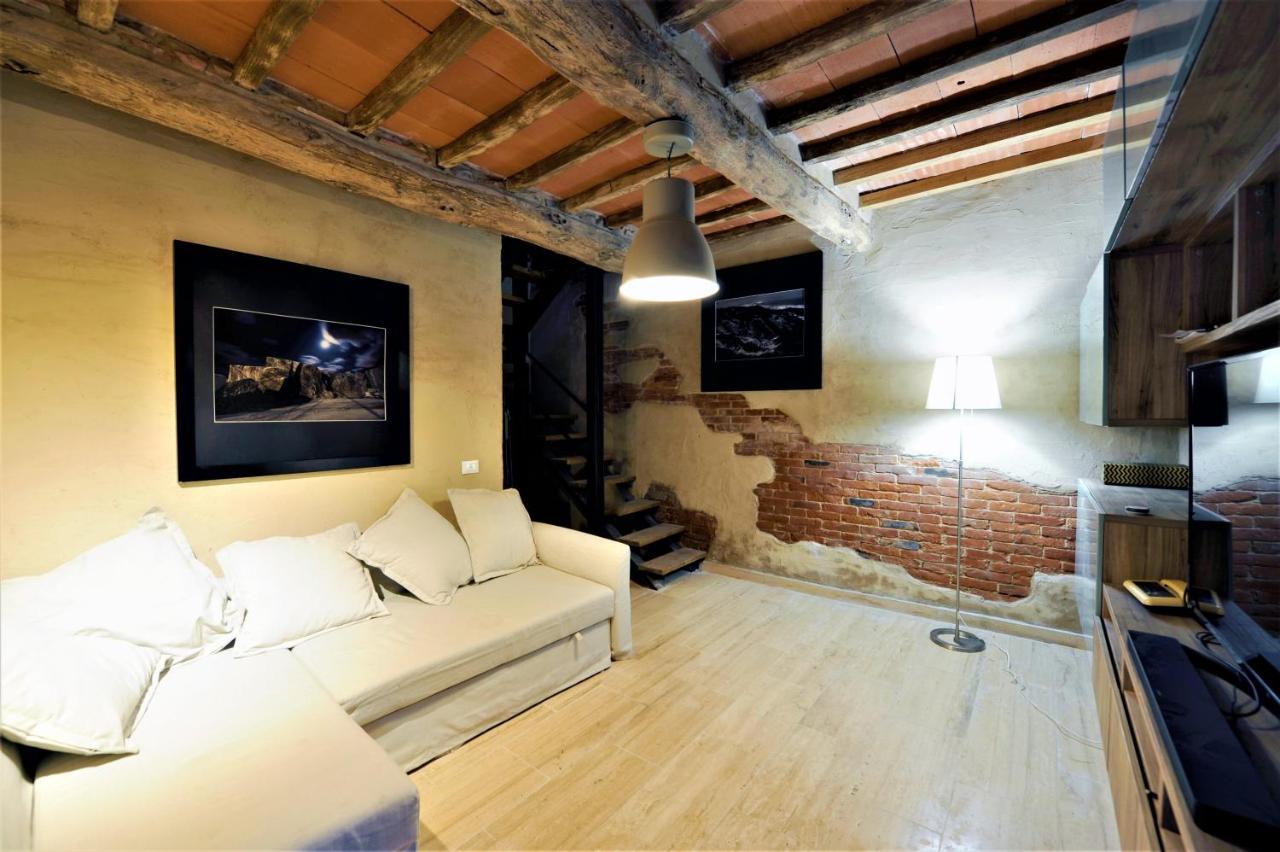 Incantevole Casa Sul Fiume, Relax E Natura Ai Piedi Della Alpi Apuane Massa  Exteriör bild