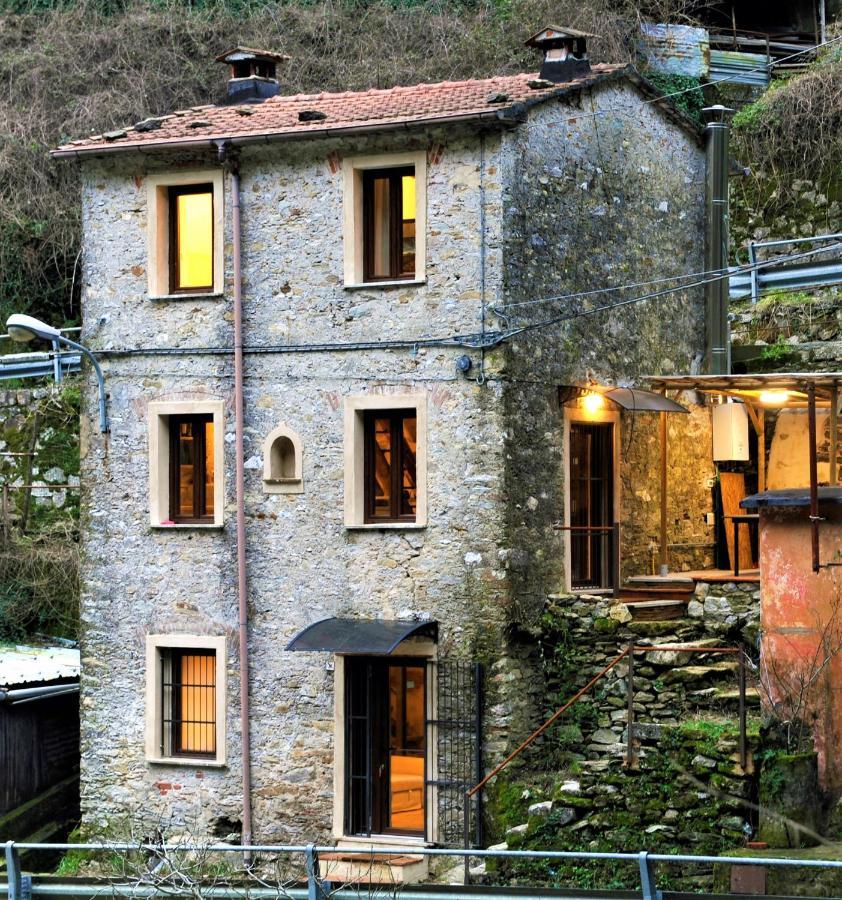 Incantevole Casa Sul Fiume, Relax E Natura Ai Piedi Della Alpi Apuane Massa  Exteriör bild