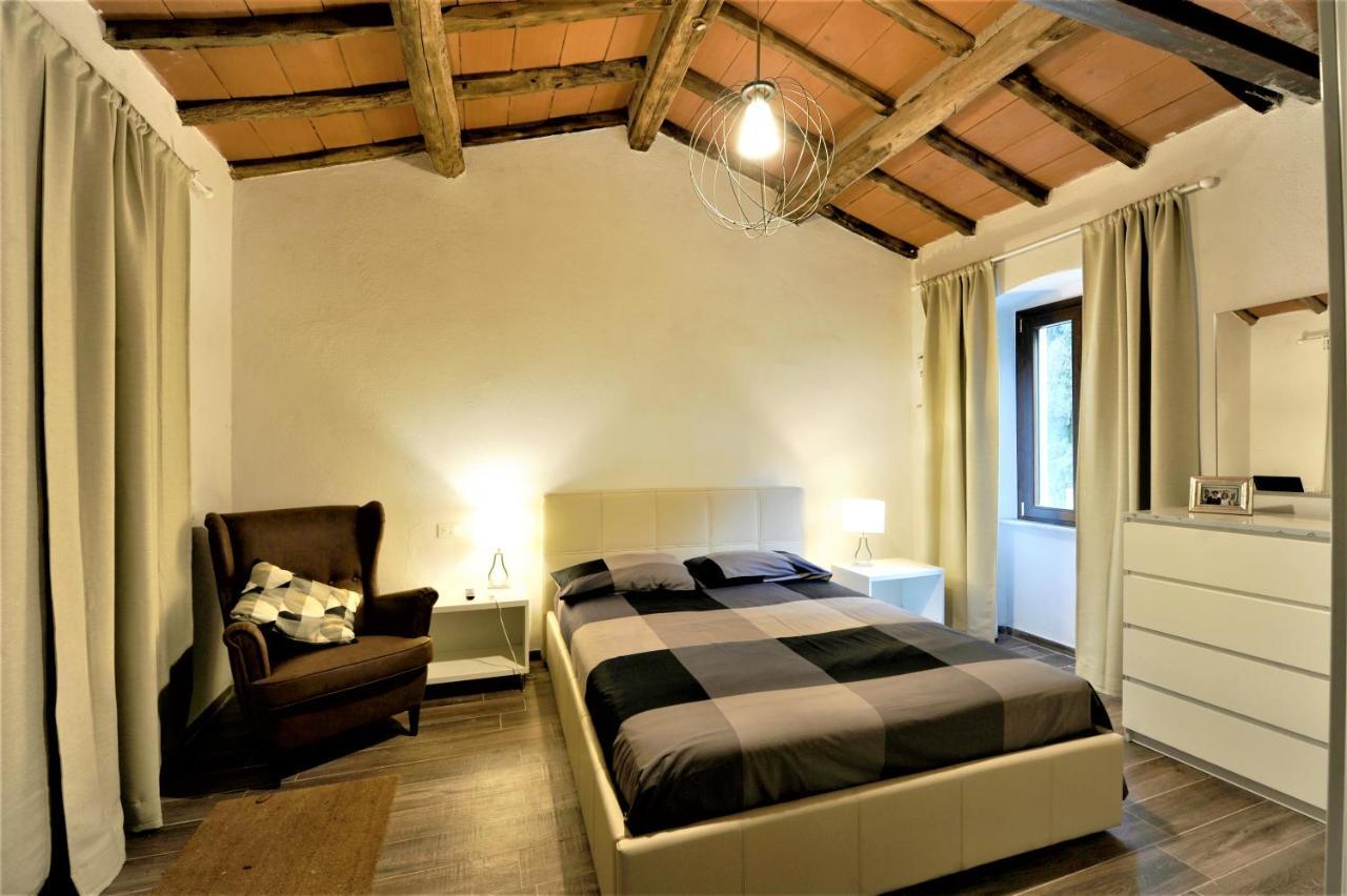 Incantevole Casa Sul Fiume, Relax E Natura Ai Piedi Della Alpi Apuane Massa  Exteriör bild