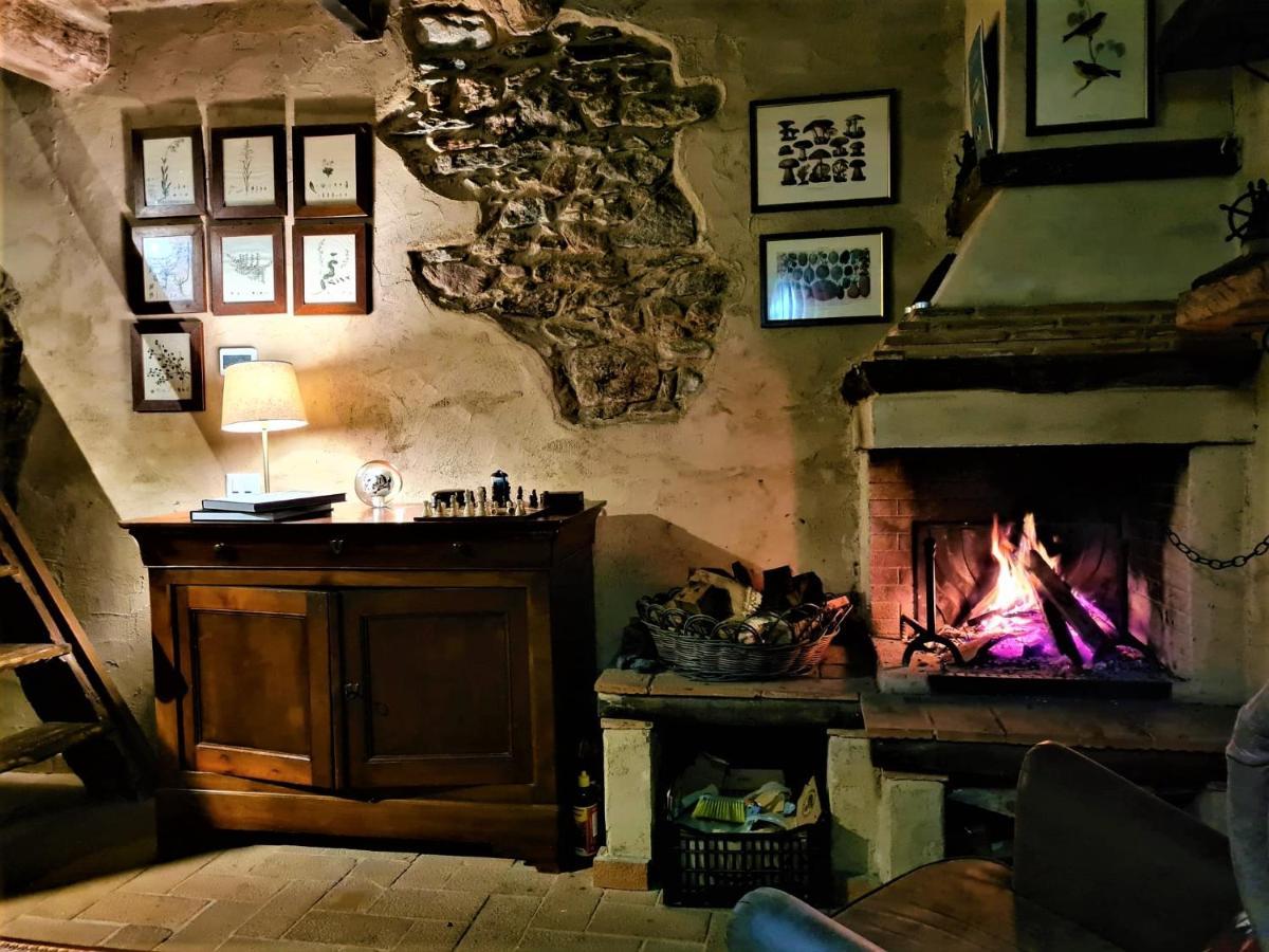 Incantevole Casa Sul Fiume, Relax E Natura Ai Piedi Della Alpi Apuane Massa  Exteriör bild